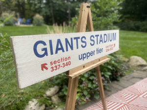 Giants Stadium Vintage Style Wood Sign - Retro Wall Art for Man Cave, Sports Enthusiast Gift, Home Decor
