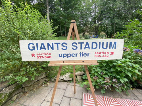 Giants Stadium Vintage Style Wood Sign - Retro Wall Art for Man Cave, Sports Enthusiast Gift, Home Decor